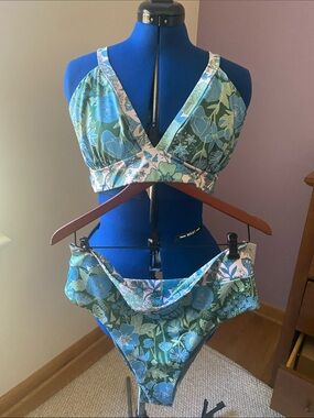 Kitty and Vibe Bikini Set - Esme Print